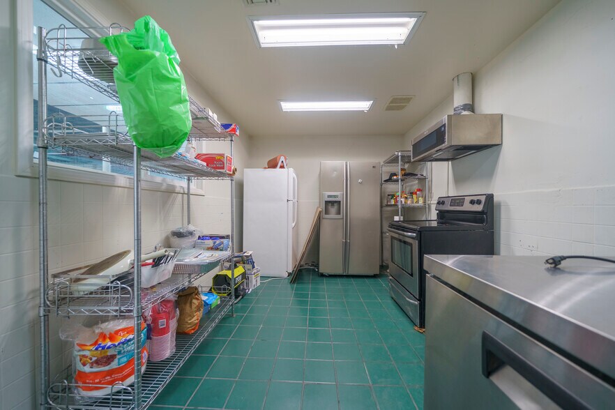 More Photos Of 1420-1424 W Olympic Blvd, Los Angeles Storefront Retail Office For Lease