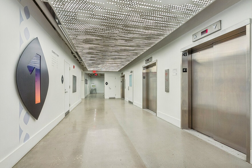 More Photos Of 1421 Race St, Philadelphia Medical For Lease