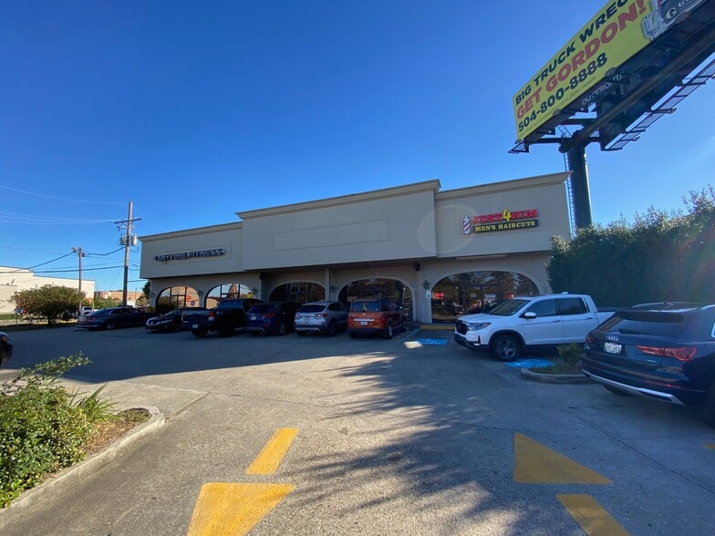 More Photos Of 5200 Veterans Memorial Blvd, Metairie Freestanding For Lease