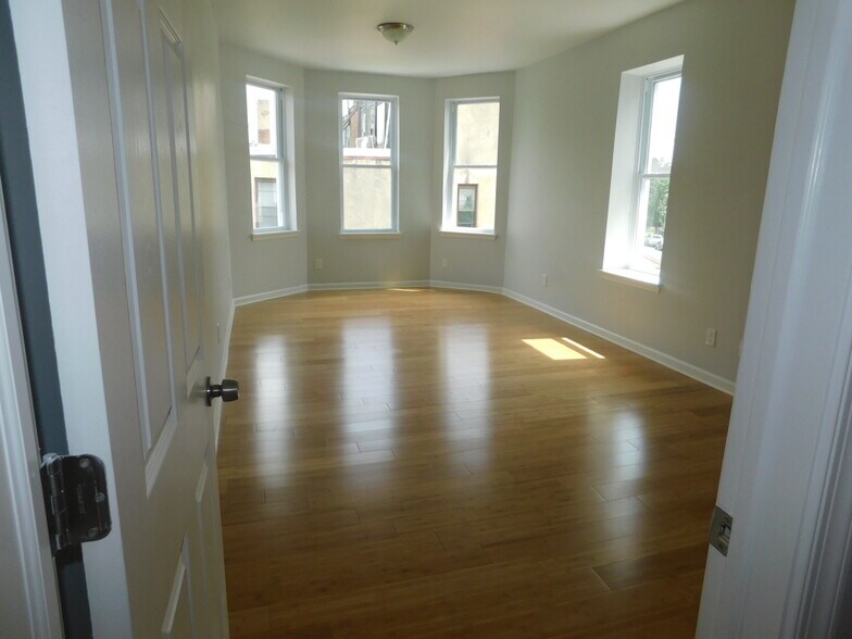 More Photos Of , Philadelphia Specialty For Sale