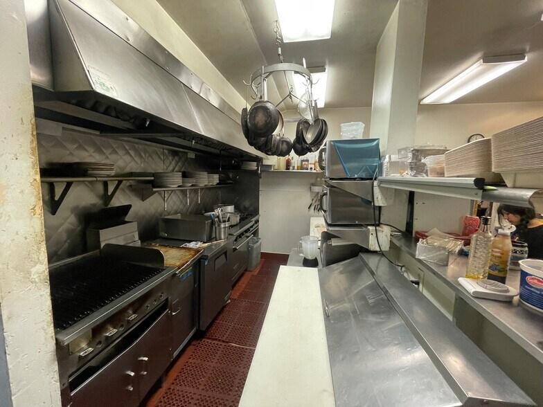 More Photos Of 124 Bank St, Grass Valley Restaurant For Sale