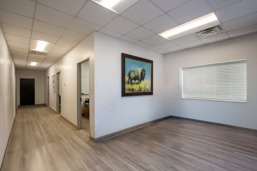 More Photos Of 9730 Windfern Rd, Houston Industrial For Sale