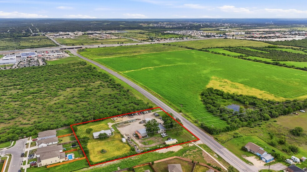 More Photos Of 1512 Posey Rd, San Marcos Office For Sale