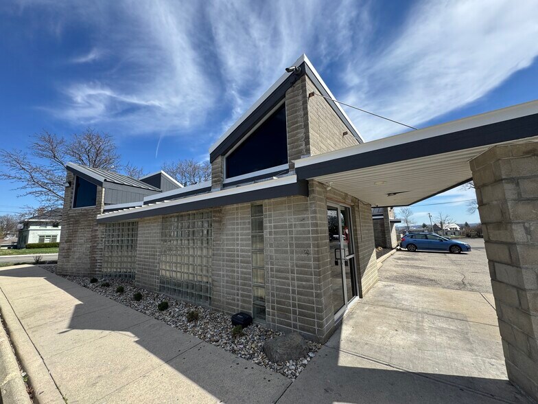 More Photos Of 1100 Salem Ave, Dayton Medical For Sale
