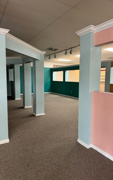 More Photos Of 3660 US Highway 27 S, Sebring Freestanding For Lease