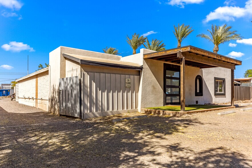 More Photos Of 2200 La Osa st, Tucson Light Distribution For Lease