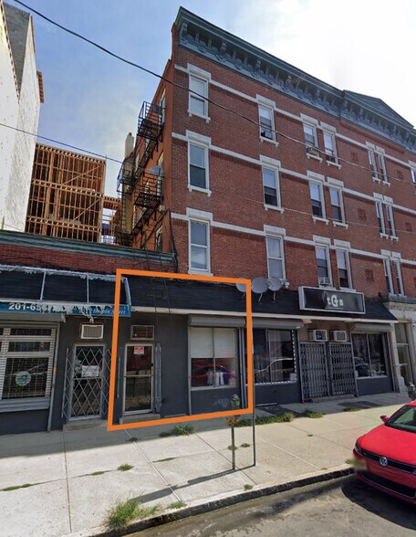 More Photos Of 341 Central Ave, Jersey City Apartments For Lease