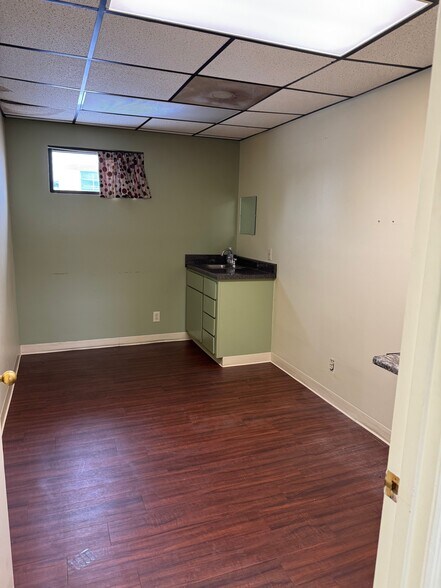 More Photos Of 1205 Russell Pky, Warner Robins Office For Sale