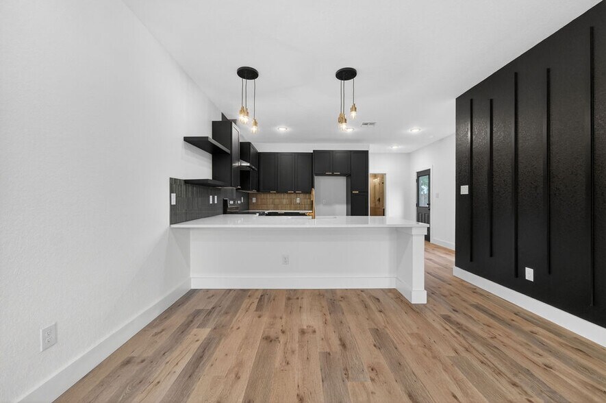 More Photos Of 125 Dashiell St, San Antonio Multifamily For Sale