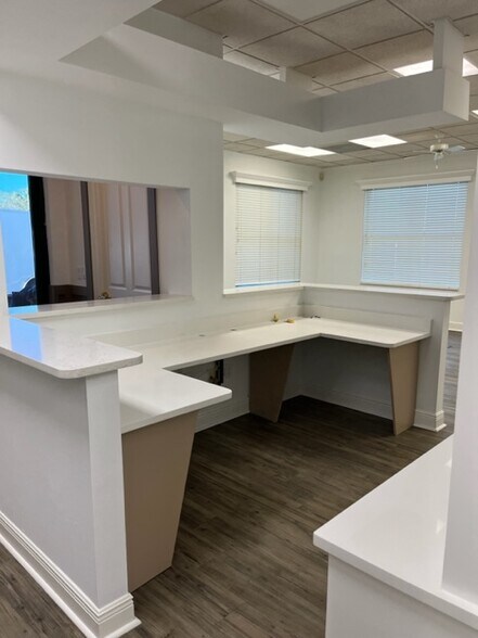 More Photos Of 3635 Bonita Beach Rd, Bonita Springs Medical For Sale