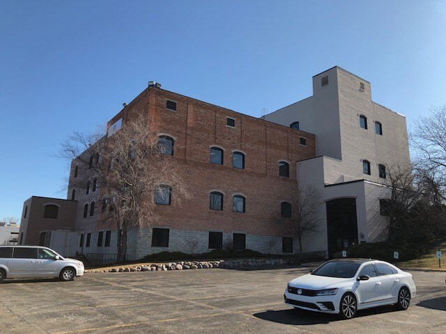 More Photos Of 2200 Riverside Dr, Green Bay Office For Lease