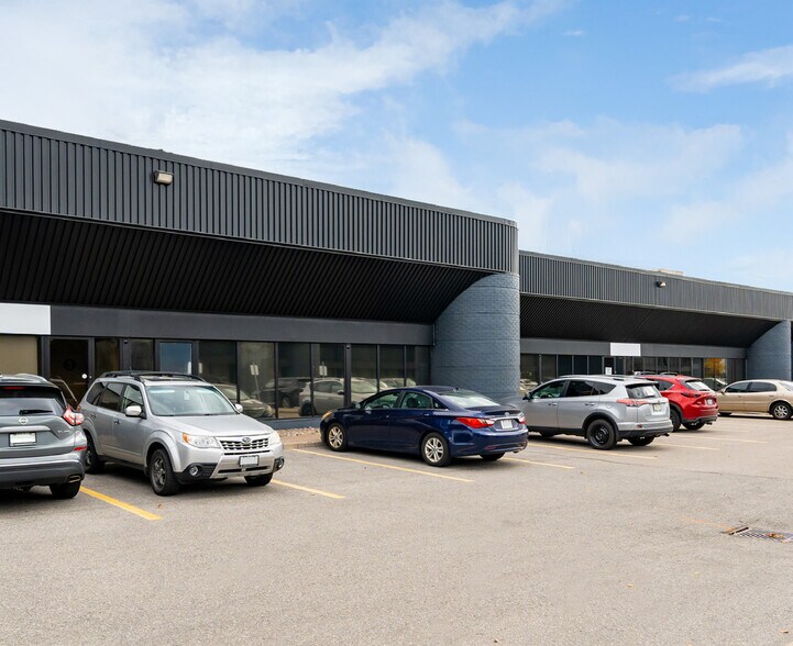 More Photos Of 50-70 Novopharm Ct, Toronto Warehouse For Sale