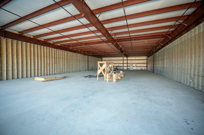 More Photos Of 4020 7th St, Bay City Storefront Retail Office For Lease