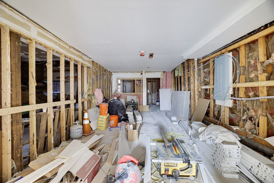 More Photos Of 100-106 S Courtland St, East Stroudsburg Apartments For Lease