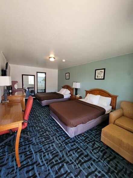 More Photos Of 3130 S Van Buren St, Enid Hotel For Sale