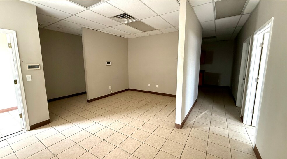 More Photos Of 12920 Tx 191 Frontage Unit 8 rd, Midland Flex For Lease