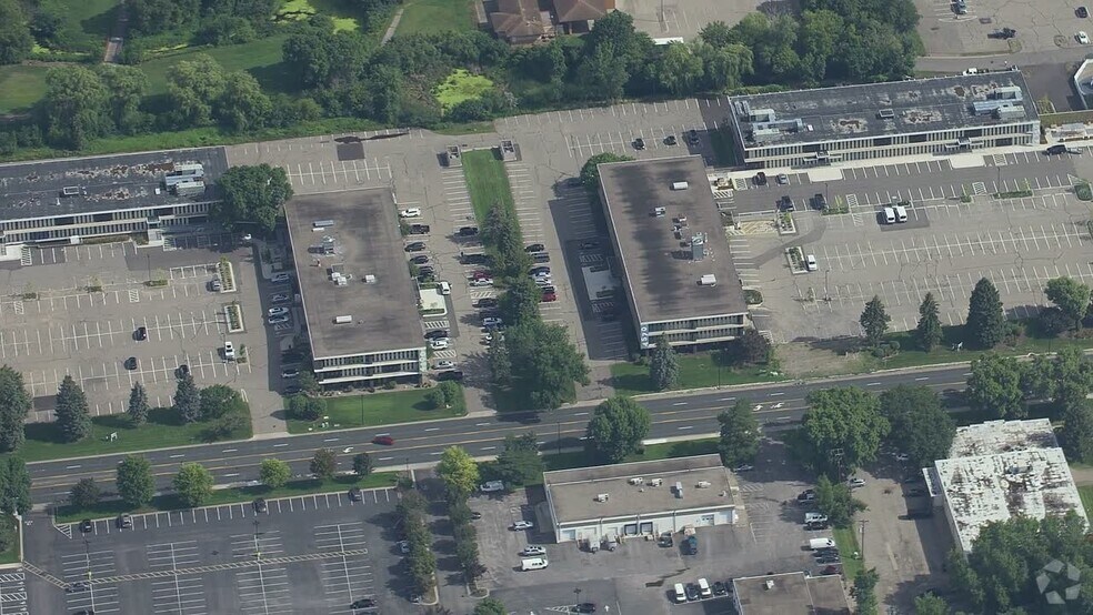Primary Photo Of 4600 W 77th St, Edina Unknown For Lease