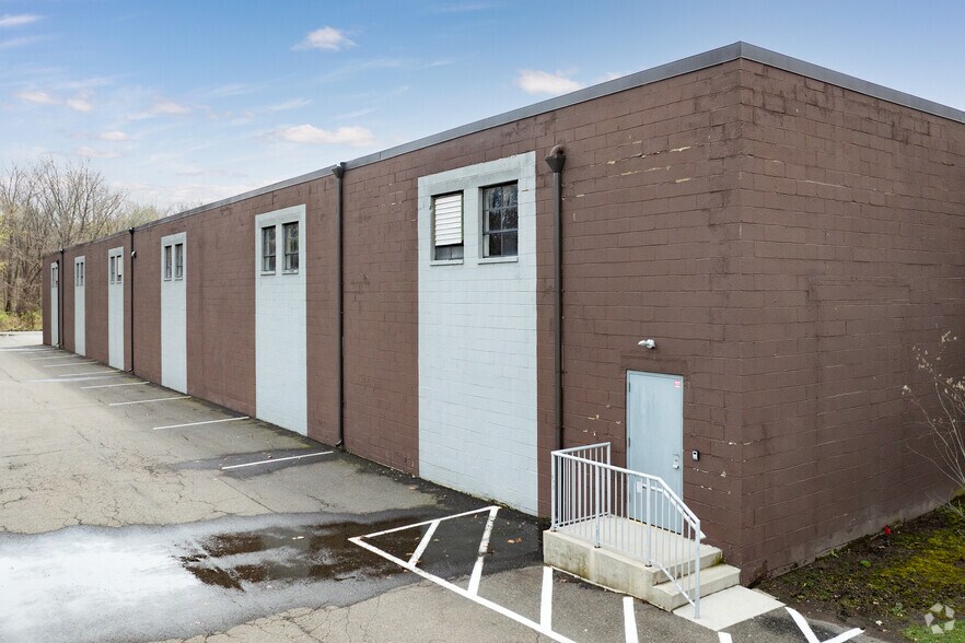 More Photos Of 50 Maple St, Norwood Warehouse For Lease