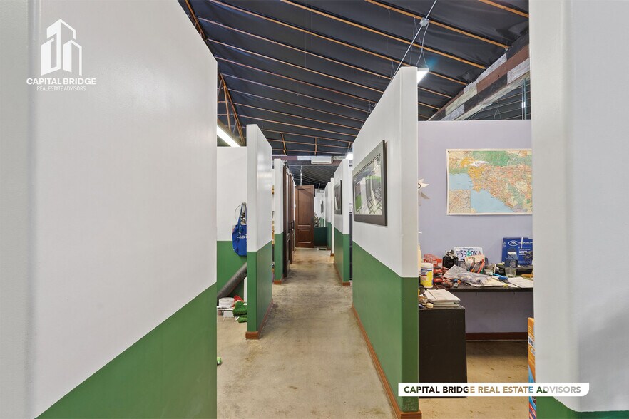 More Photos Of 1112 S La Brea Ave, Inglewood Freestanding For Sale