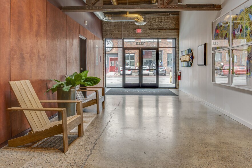 More Photos Of 1325 Quincy St NE, Minneapolis Loft Creative Space For Lease