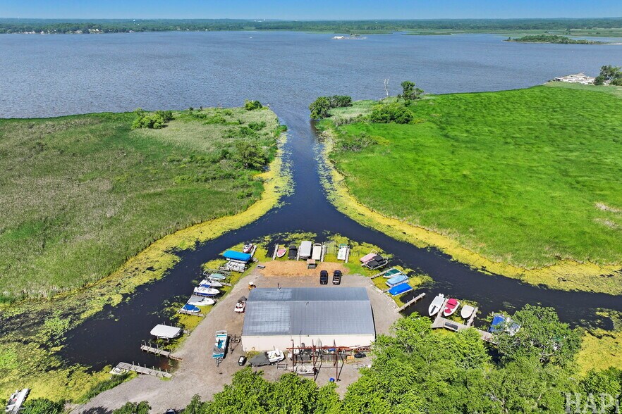 More Photos Of 39922 N Lakeview Rd, Antioch Marina For Sale