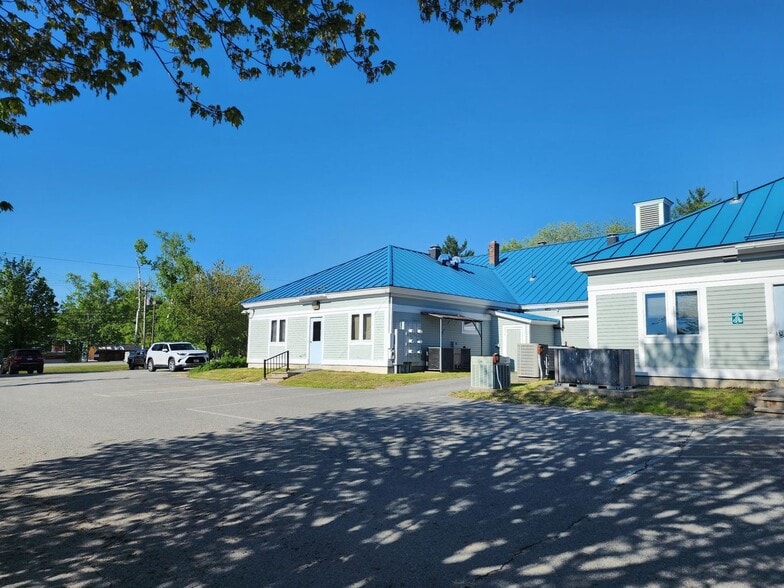 Primary Photo Of 899 Central St, Millinocket Medical For Sale