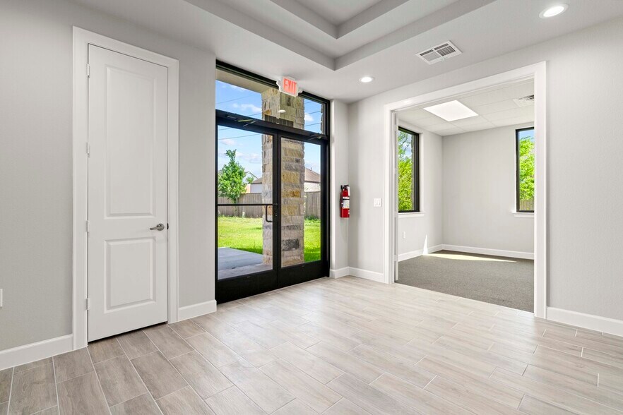 More Photos Of 25145 Star Ln, Katy Medical For Lease