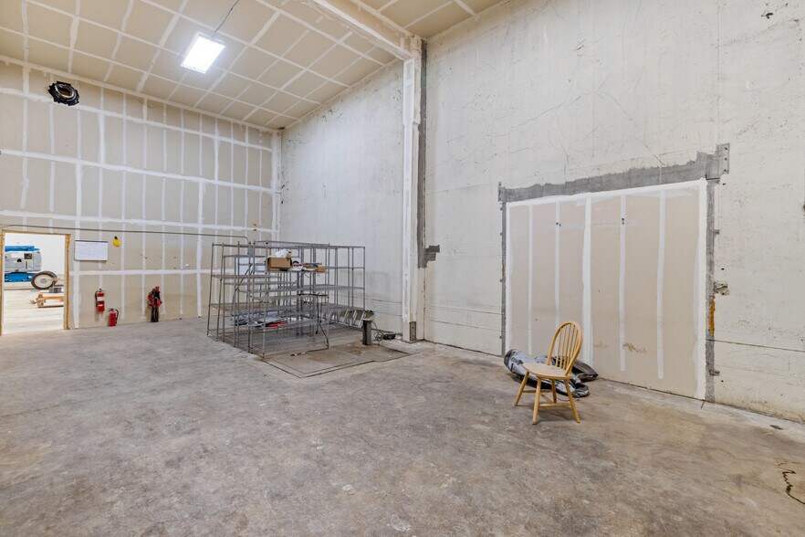 More Photos Of 675 Buena Vista Ave, Gilroy Manufacturing For Sale