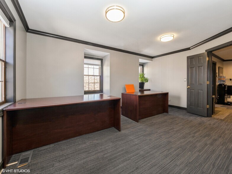 More Photos Of 1600 W Colonial Pky, Inverness Office For Lease