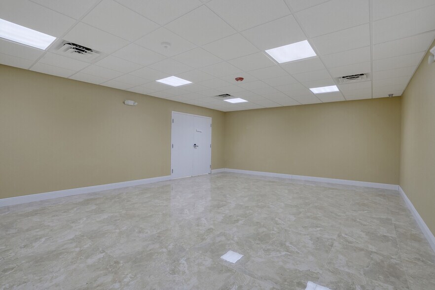More Photos Of 2310 E Atlantic Blvd, Pompano Beach Office For Sale