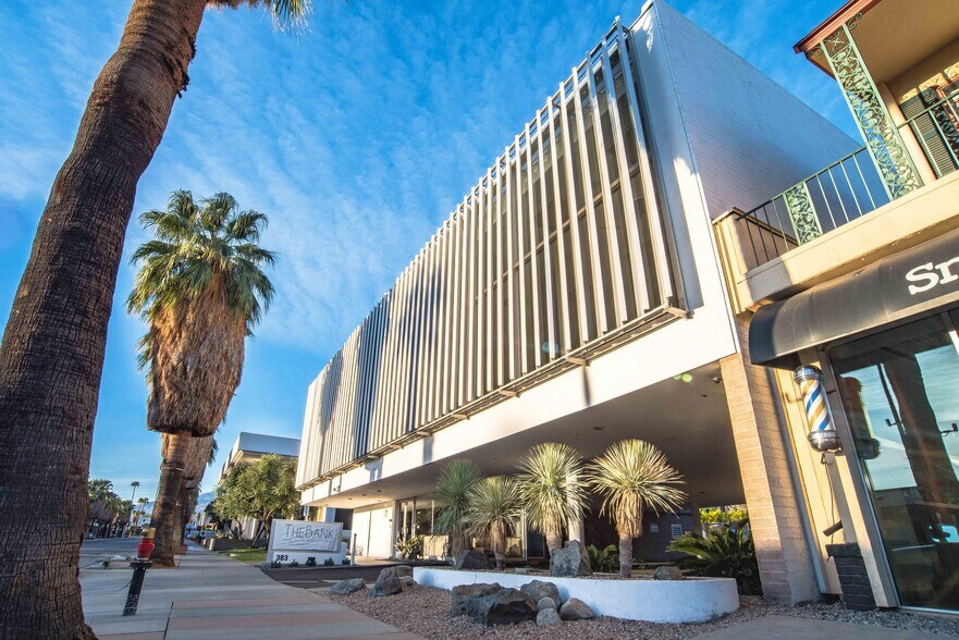 More Photos Of 383 S Palm Canyon Dr, Palm Springs Storefront Retail Office For Lease