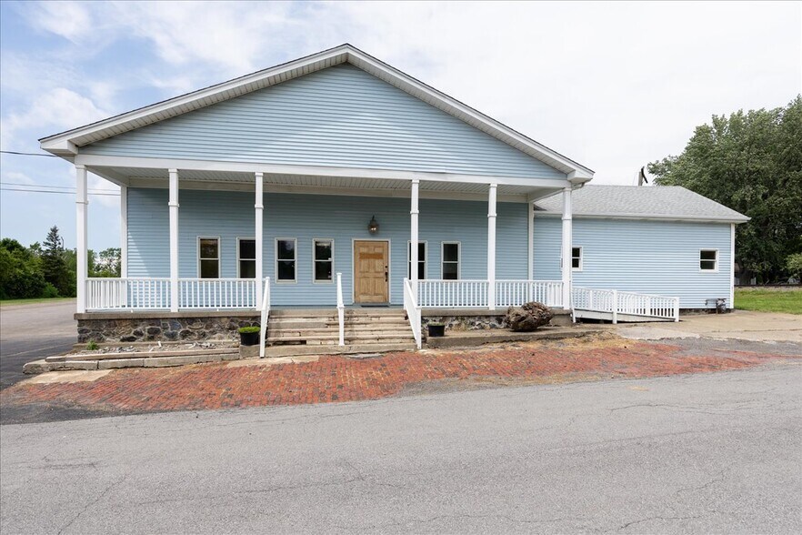 Primary Photo Of 1091 Jamison Rd, Elma Office For Sale