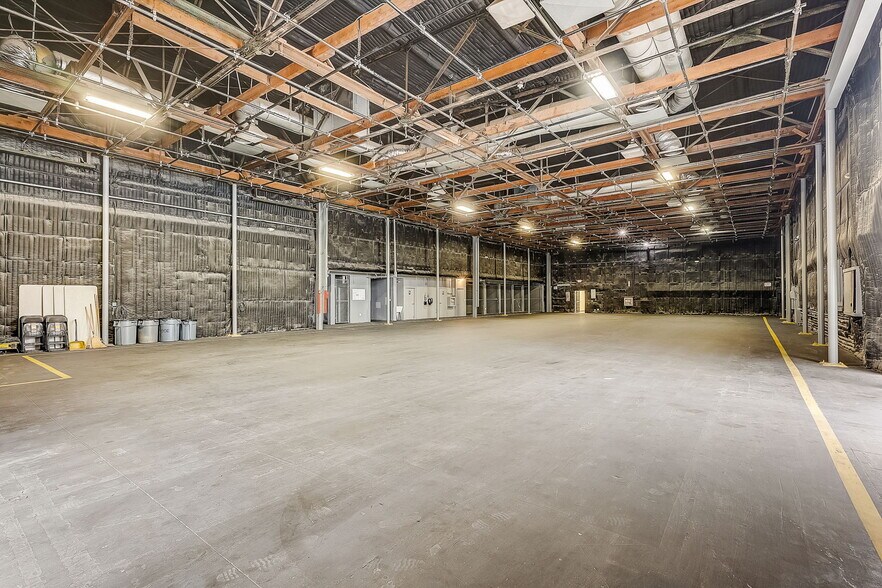 More Photos Of 201 N Occidental Blvd, Los Angeles Movie Radio TVStudio For Lease