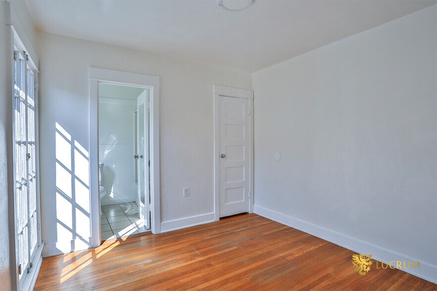 More Photos Of 2867-2873 Edgehill Dr, Los Angeles Apartments For Sale