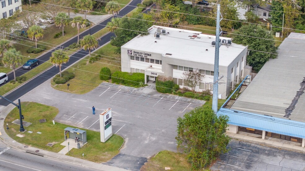 More Photos Of 3614 Ashley Phosphate Rd, Charleston Office For Lease