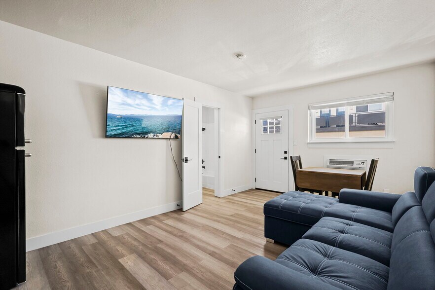 More Photos Of 520 University Way, Reno Apartments For Sale