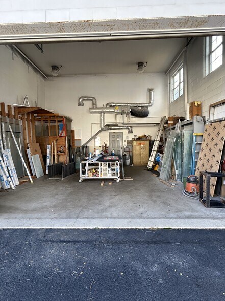 More Photos Of 89 Hancock St, Stoneham Loft Creative Space For Lease