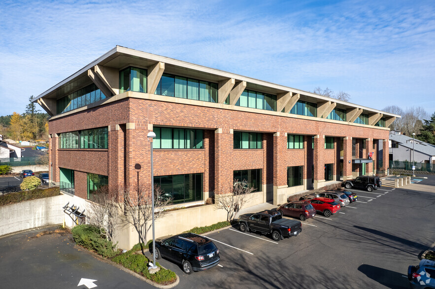 Primary Photo Of 10365 SE Sunnyside Rd, Clackamas Office For Lease