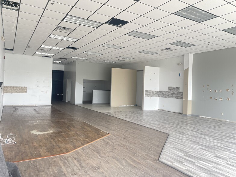 More Photos Of 1760 Tree Blvd, Saint Augustine Freestanding For Lease