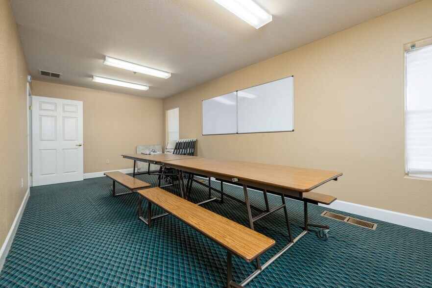 More Photos Of 2127 S Giddings St, Visalia Religious Facility For Sale