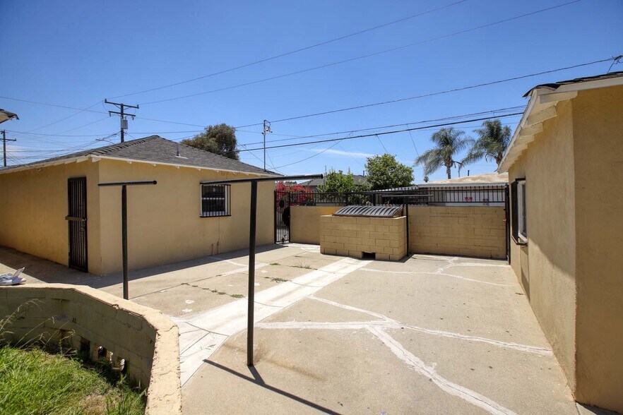 More Photos Of 6438 E Olympic Blvd, East Los Angeles Apartments For Sale