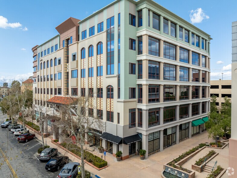 More Photos Of 26450 McBean Pky, Valencia Unknown For Lease