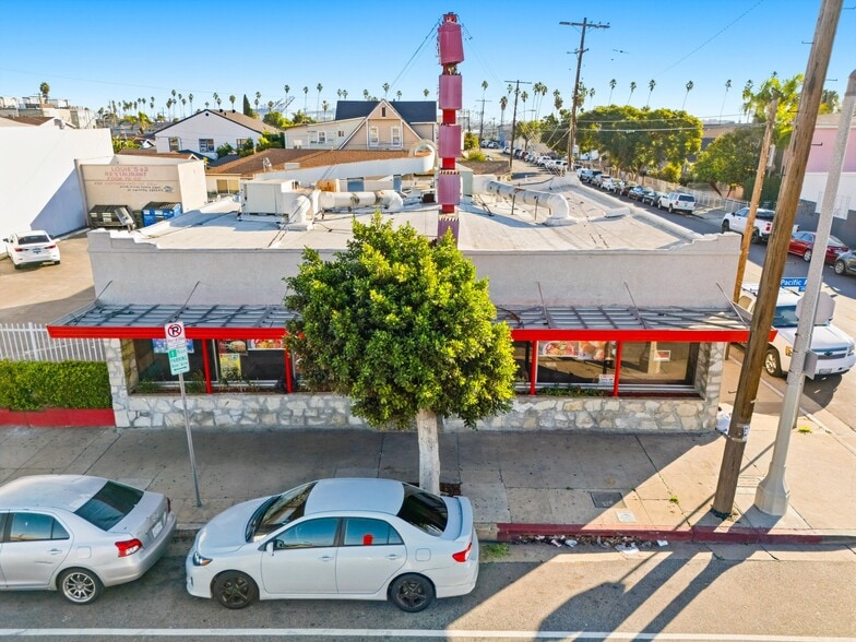 Primary Photo Of 486 W 20th St, San Pedro Storefront Retail Residential For Sale