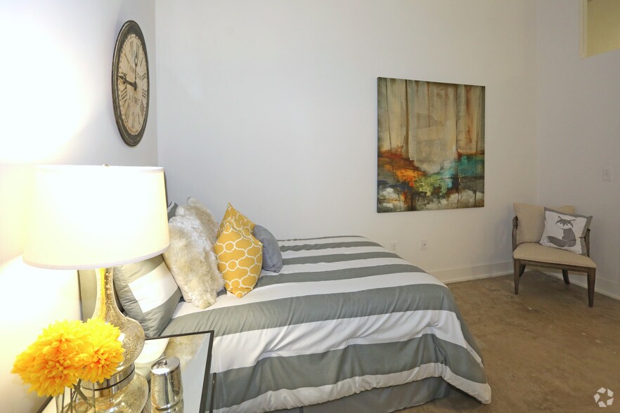 More Photos Of 575 E 4th St, Winston-Salem Apartments For Lease