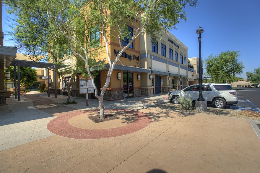 More Photos Of N 59th Ave, Glendale Unknown For Lease