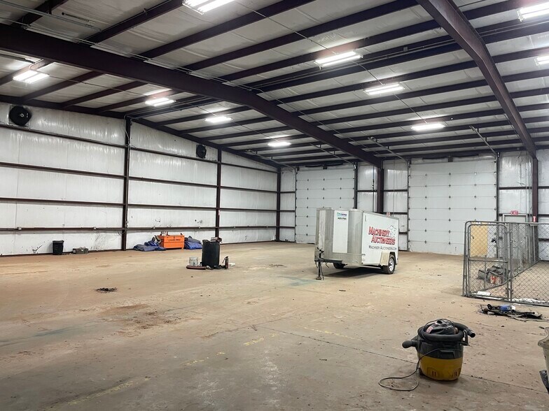 More Photos Of 2619 FM 3033, Stanton Warehouse For Lease