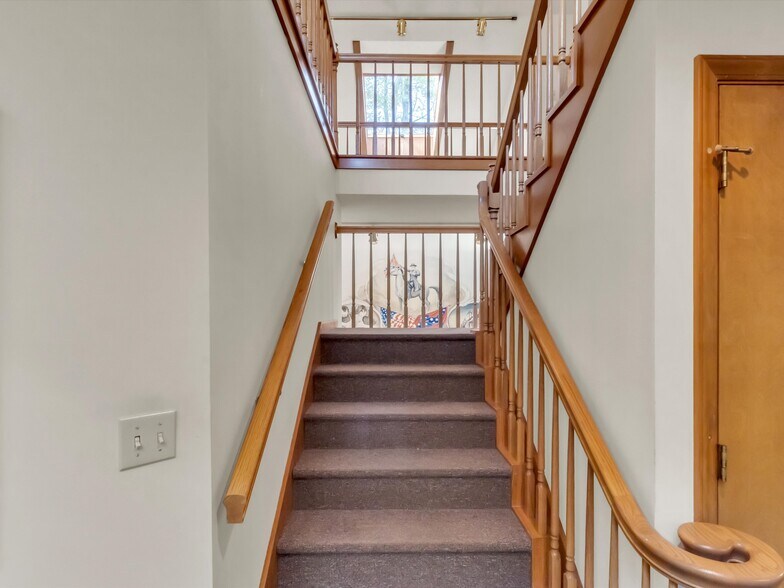 More Photos Of 540 Hospital Dr, Clyde Healthcare For Sale