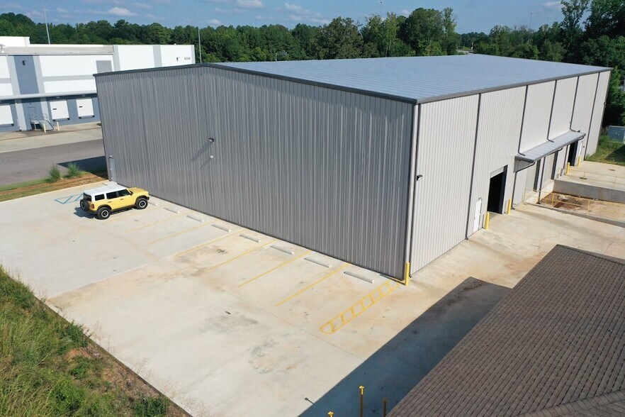 More Photos Of 430 Nick Fitcheard Rd NW, Huntsville Warehouse For Sale