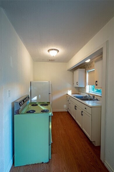 More Photos Of 1213 Lakeland Loop, Hilltop Lakes Specialty For Sale