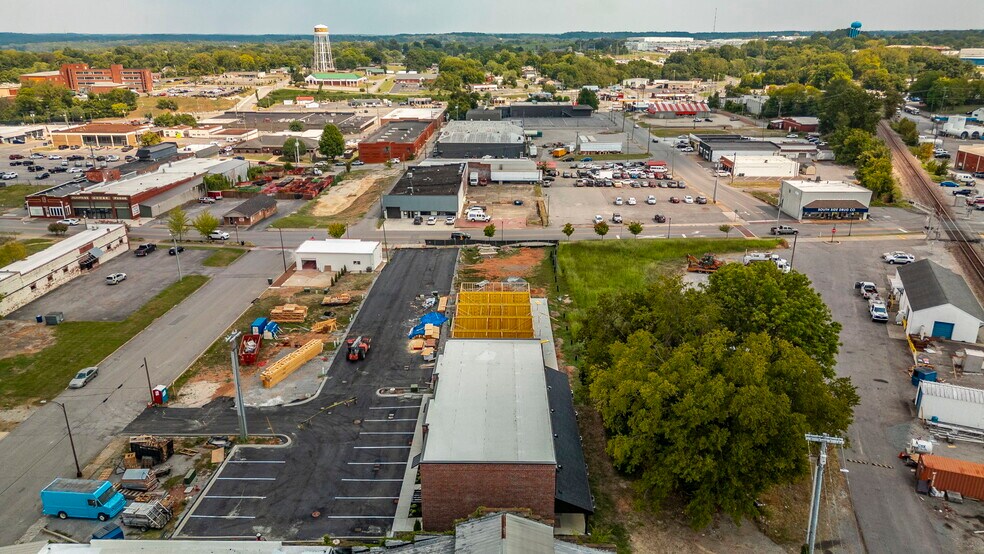 More Photos Of 903 Main st, Springfield Apartments For Sale